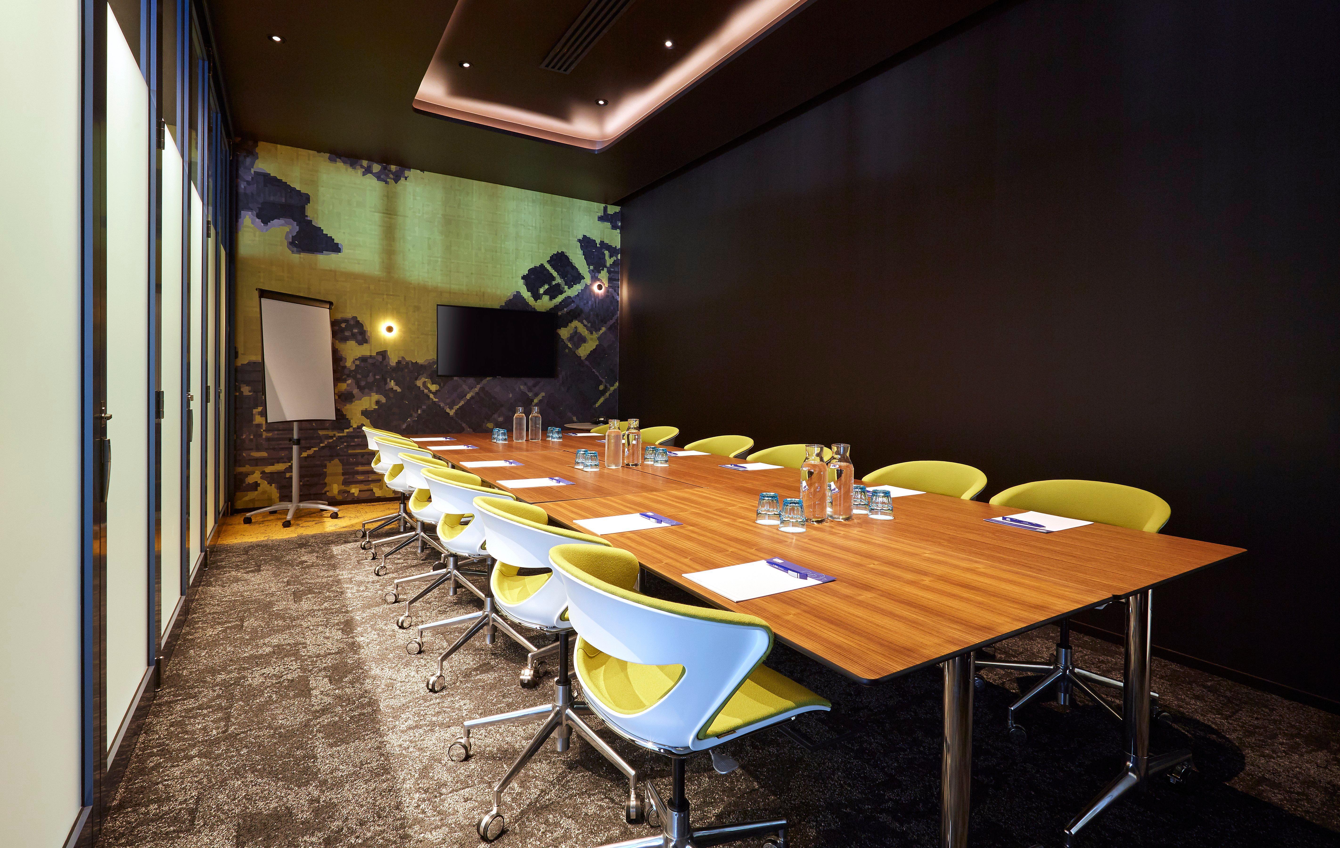 Holiday Inn Express Newcastle By Ihg Exterior foto
